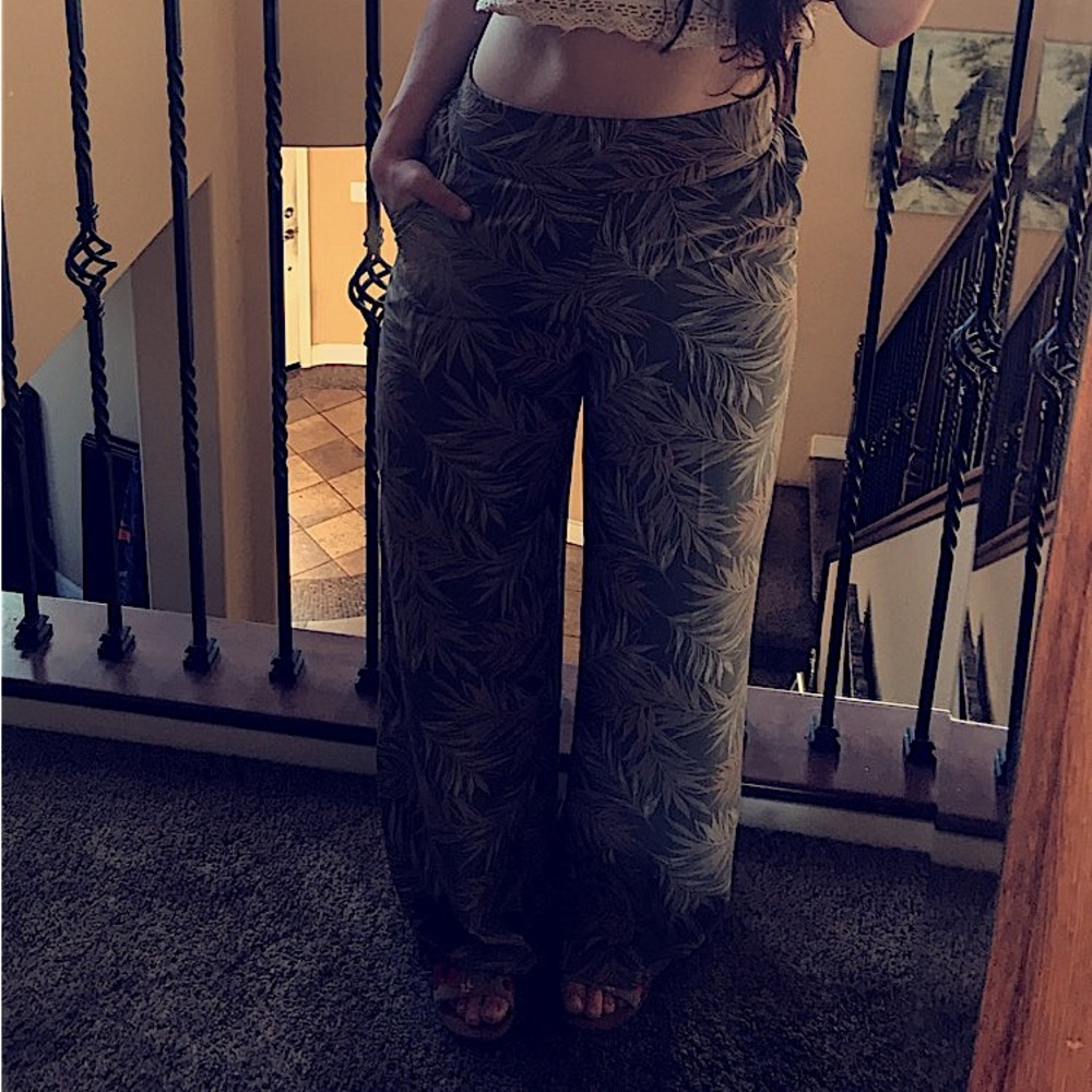 Brand new pants worn once